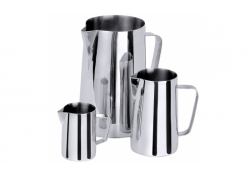 Pichet à eau avec bec verseur