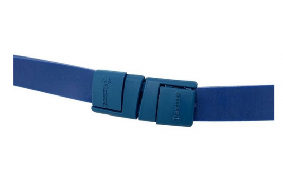 Silicone lanyard closing